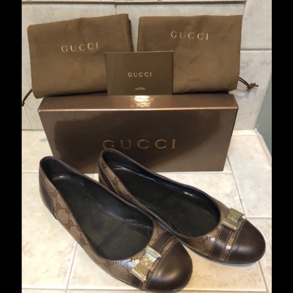 Gucci Flats 9B